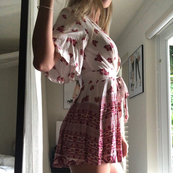 A SEEK romper - Picture 3 of 3